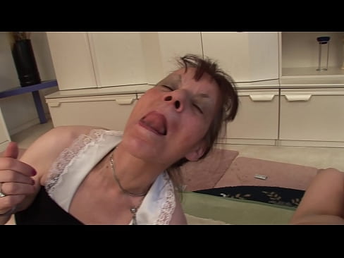 ❤️ Twee oumas en een oupa het 'n drietal ❌ Porno by ons af.hentaiser.ru ☑